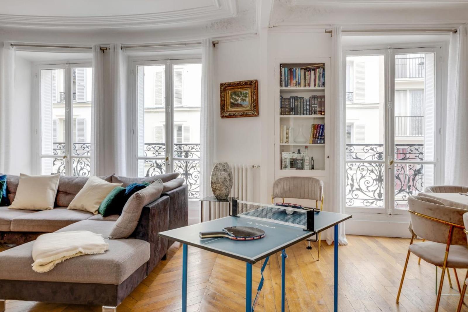 Luxurious Flat Champs Elysee Apartment